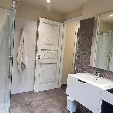 Apartment Fiorita *