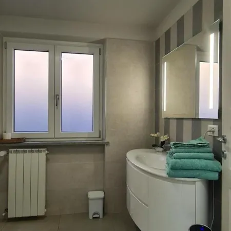 Fiorita Apartment *